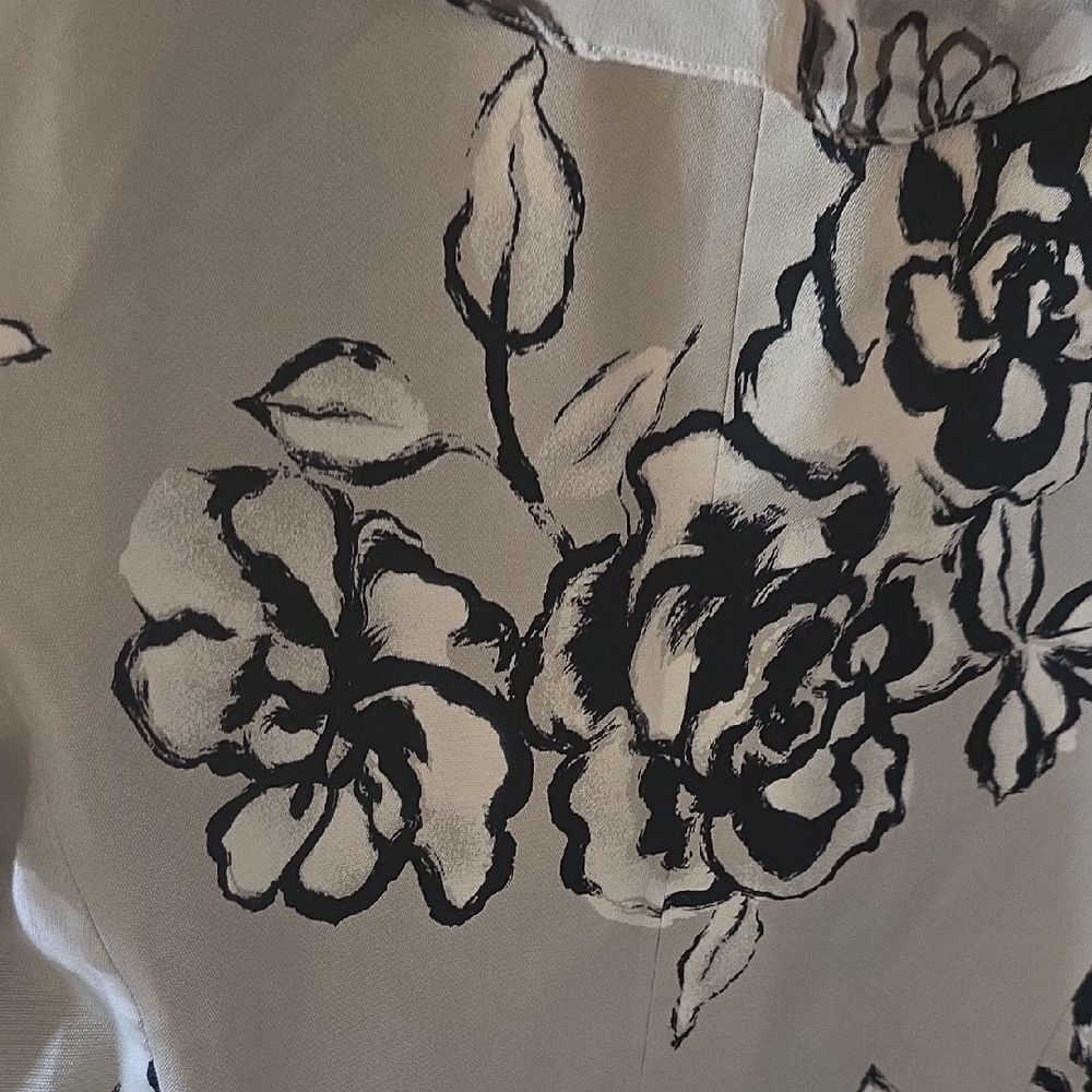 Ellen Tracy Floral Blazer with Ruffles - Picture 4 of 6